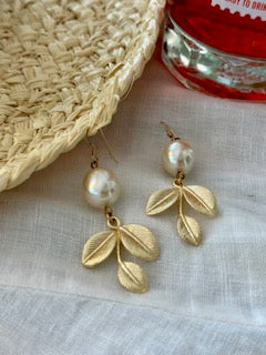 Laurel Pearl