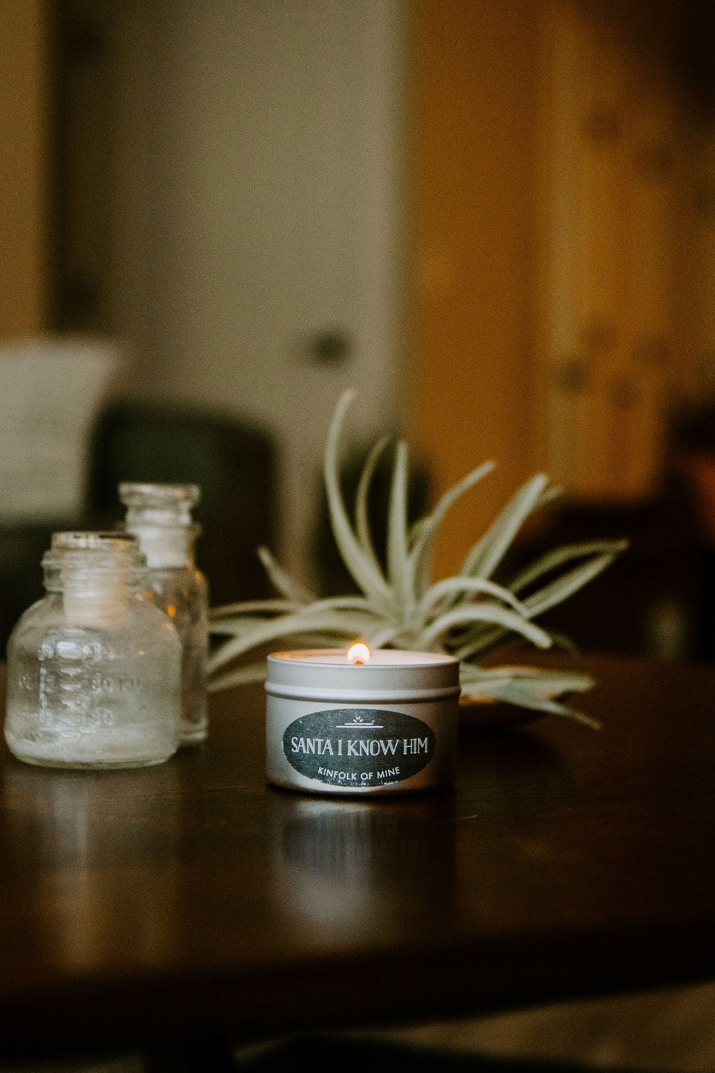 Santa! I Know Him!  4oz Candle